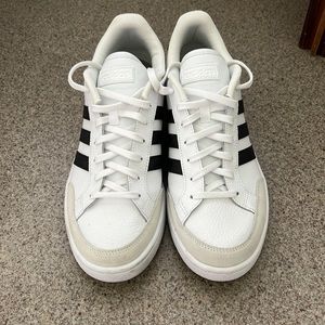 Adidas cloud foam comfort